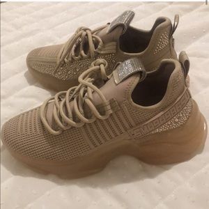 Steve Madden maxima sneakers